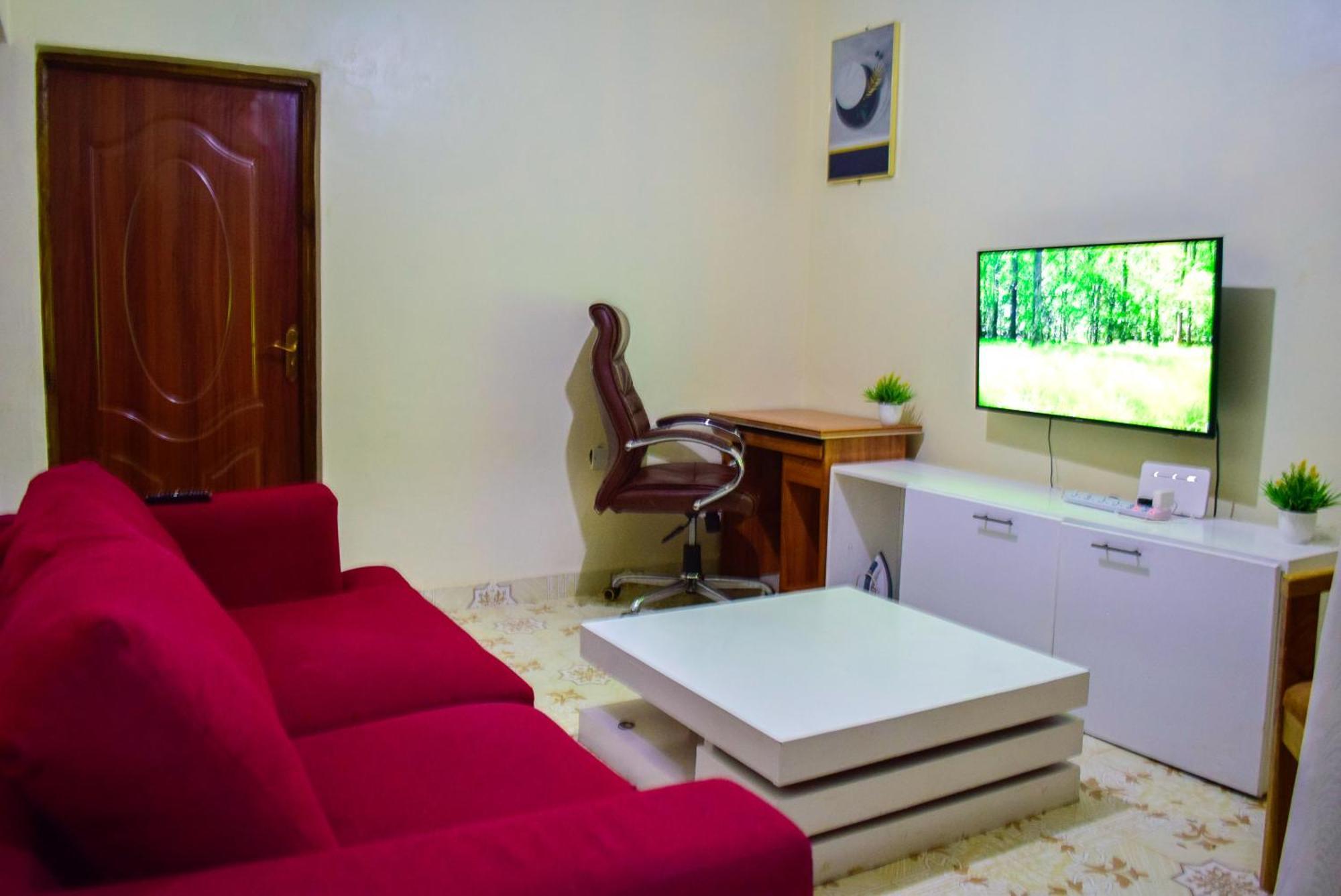 Linet'S Apartment Nyeri Bagian luar foto